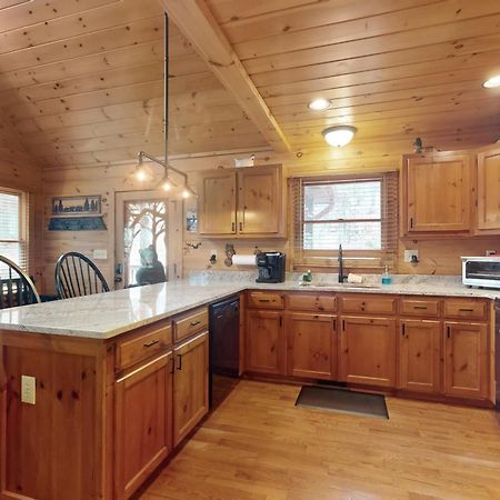 Blue Ridge Bear Bungalow Kültér fotó