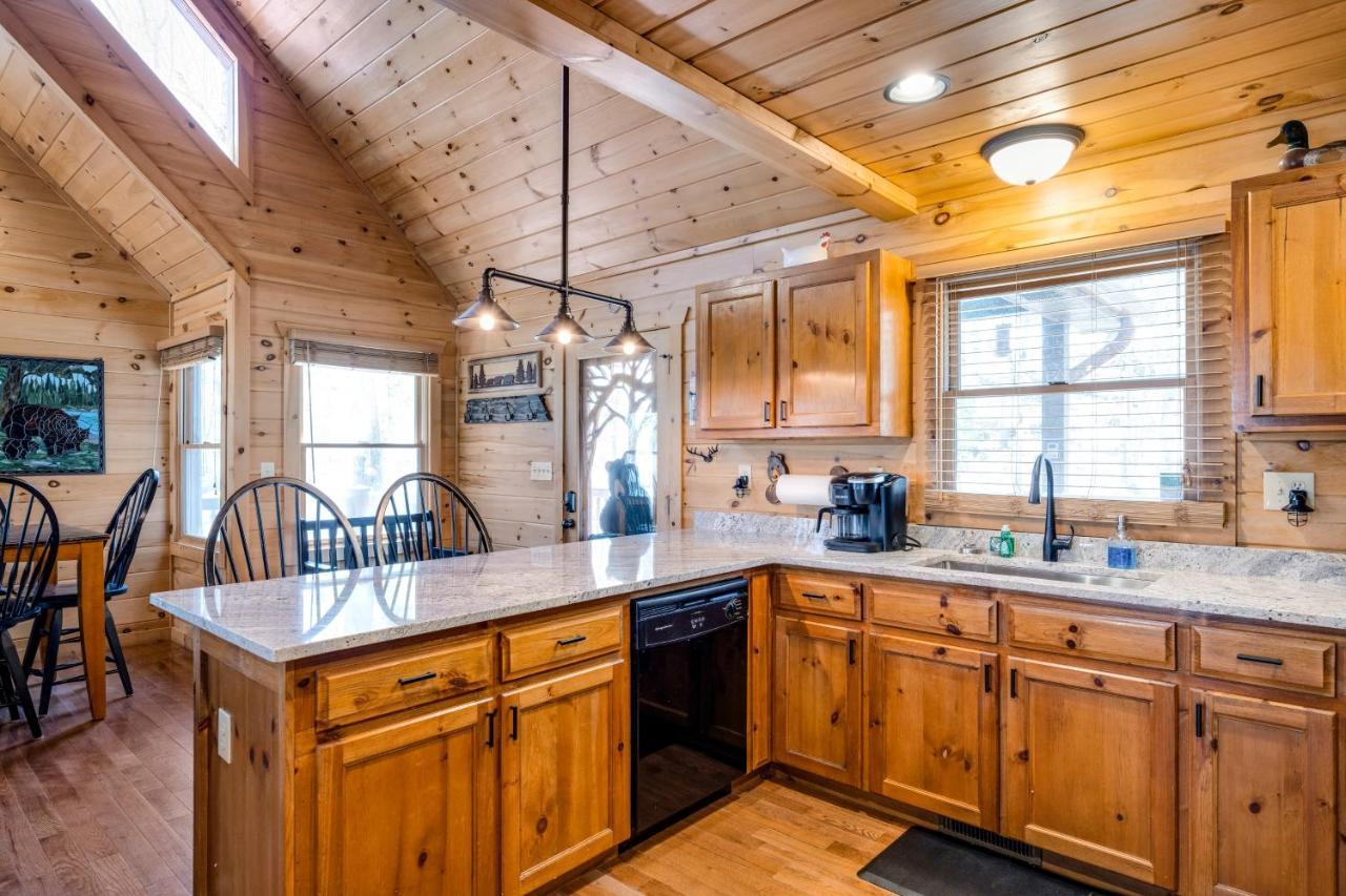 Blue Ridge Bear Bungalow Kültér fotó