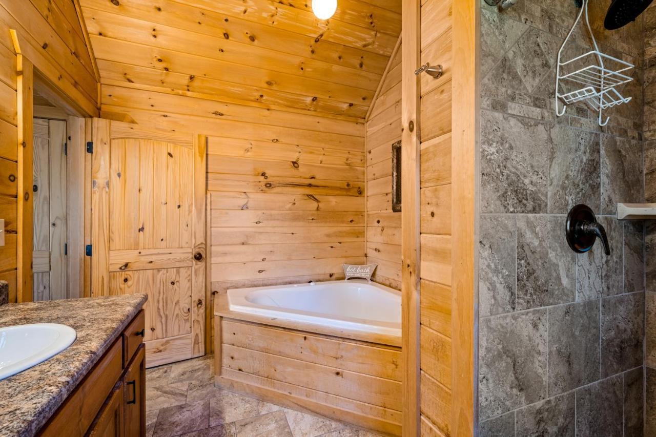 Blue Ridge Bear Bungalow Kültér fotó