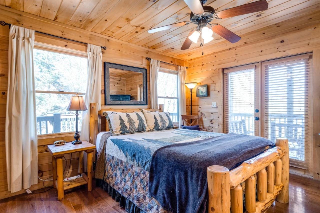Blue Ridge Bear Bungalow Kültér fotó