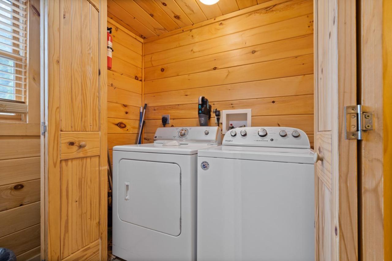 Blue Ridge Bear Bungalow Kültér fotó